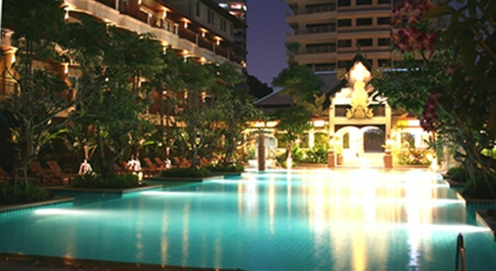 Avalon Beach Resort Pattaya Eksteriør bilde